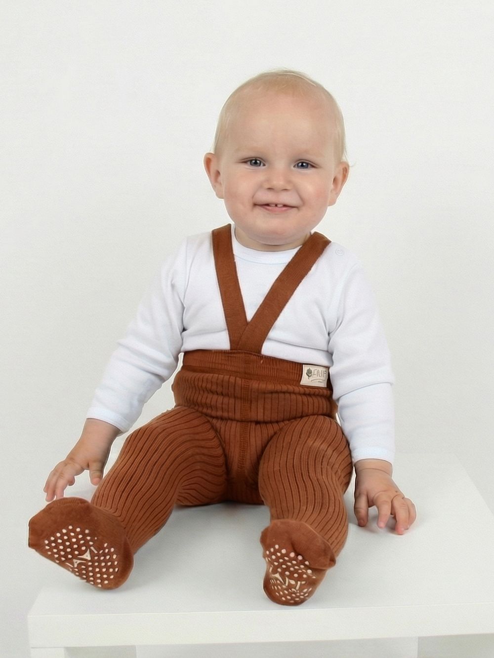 Gyerek kantáros harisnya csúszásgátló RIB SLIM 2