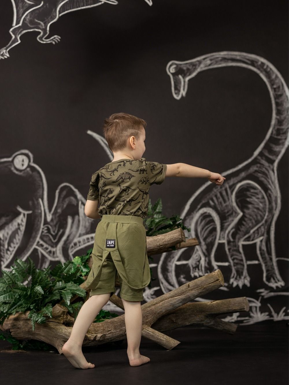 Kantáros rövid nadrág egyszínű DINO